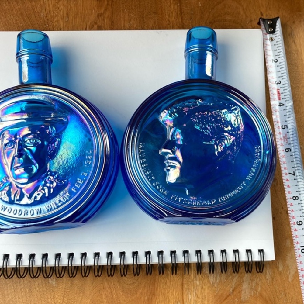💙🩵💙🩵WHEATON PRESIDENT ART GLASS BOTTLES JFK & WOODROW WILSON KENNEDY